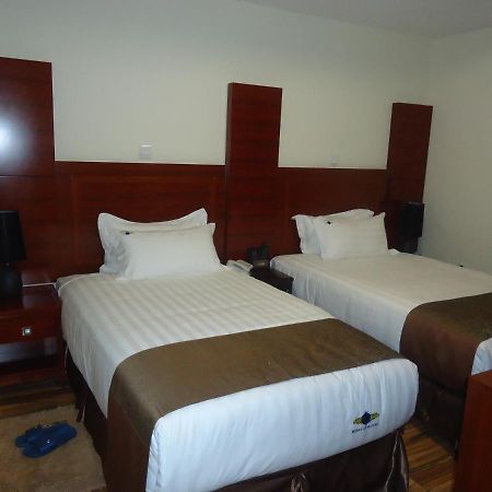 Miracle Hotel Addis Ababa Bagian luar foto